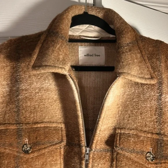 Aritzia Wilfred Free Jacket - Picture 6 of 7